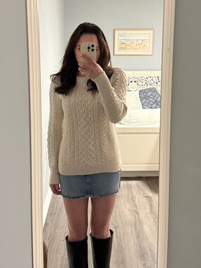 GAP Cream Cotton Crew Neck Sweater with Cable Knit Design